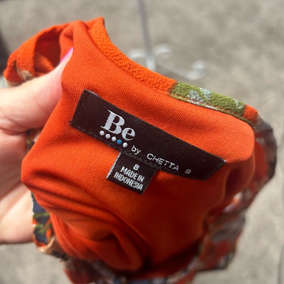 BE by Chetta brand. Long sleeve with cold shoulder. Ties in front. Size 8 dress - Picture 5 of 6